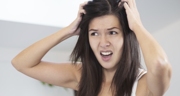 How to Quickly Get Rid of Dandruff
